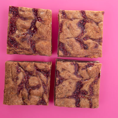 Whiteberry Blondie